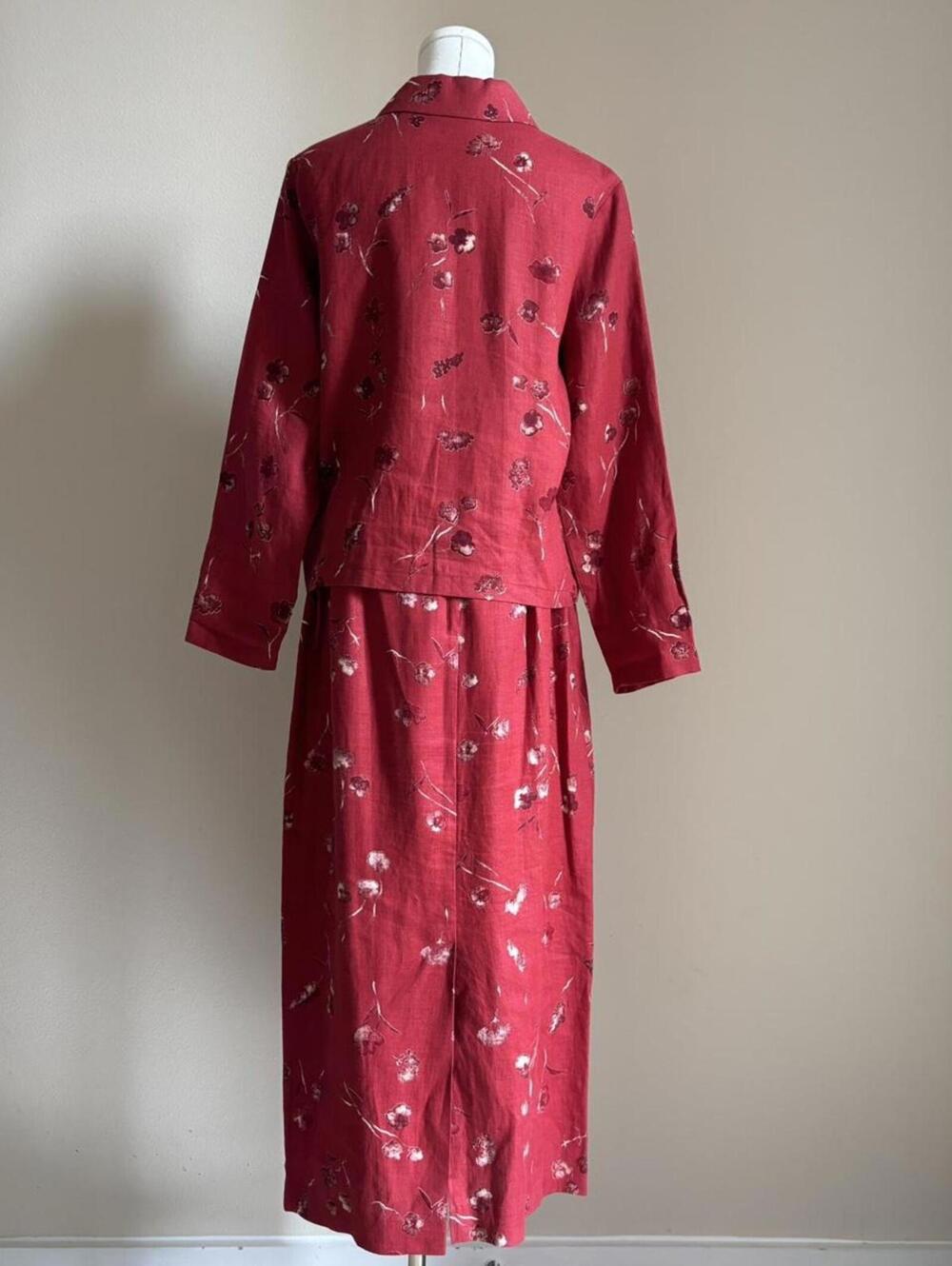 Red linen floral skirt and button up set - Picture 6 of 8